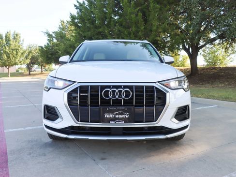Used 2020 Audi Q3 2.0T Premium AWD/4WD image 2