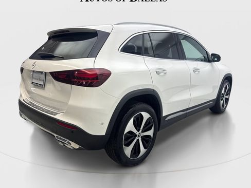 Used 2025 Mercedes-Benz GLA 250 image 6