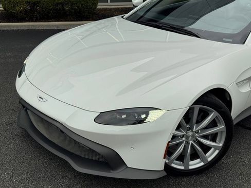 Used 2023 Aston Martin V8 Vantage Roadster RWD image 16