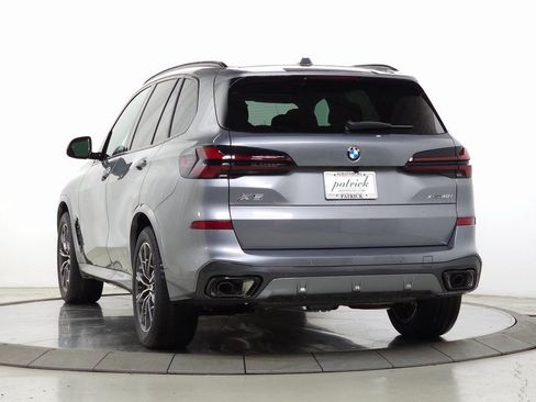 Used 2026 BMW X5 xDrive40i w/ M Sport Package AWD/4WD image 5