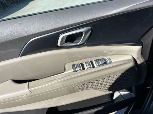 New 2026 Kia Carnival LXS FWD image 10
