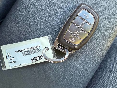 Used 2020 Hyundai Ioniq Blue FWD image 54