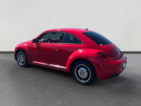 Used 2012 Volkswagen Beetle 2.5 FWD image 3