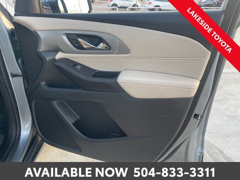 Used 2023 Chevrolet Traverse LS w/ Safety Package image 18