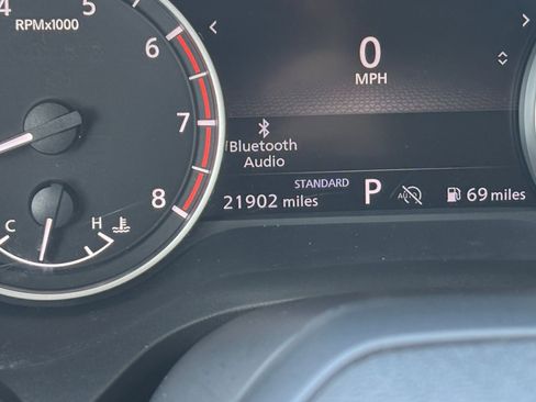 Used 2025 Nissan Rogue SV image 41