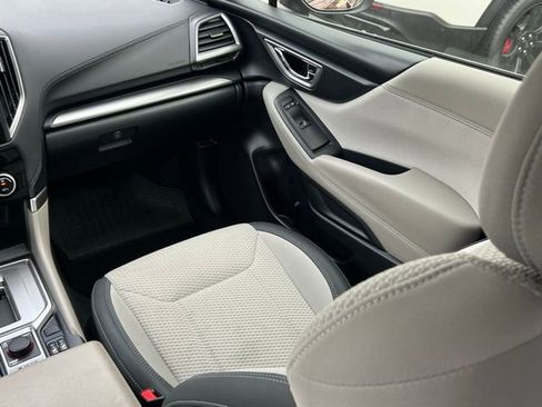 Used 2022 Subaru Forester Premium image 15