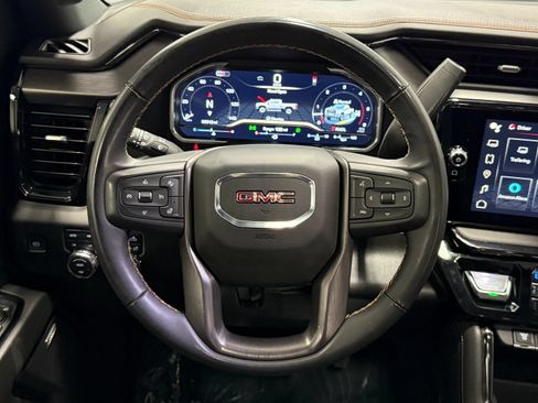 Used 2024 GMC Sierra 2500 AT4 w/ AT4 Premium Plus Package AWD/4WD image 20