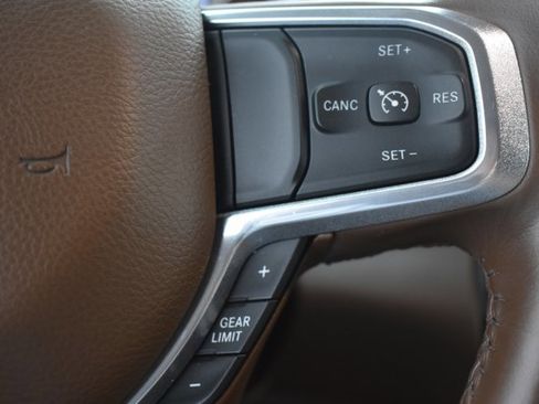 Used 2023 RAM 3500 Laramie AWD/4WD image 21
