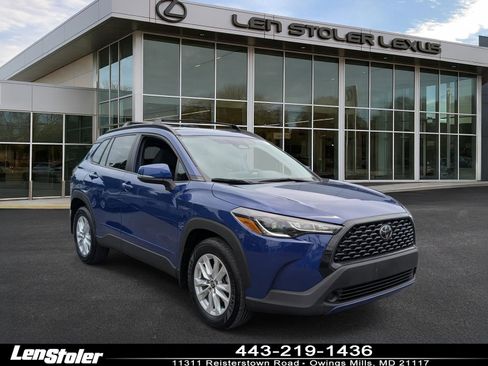 Used 2023 Toyota Corolla Cross LE w/ Moonroof Package AWD/4WD image 1