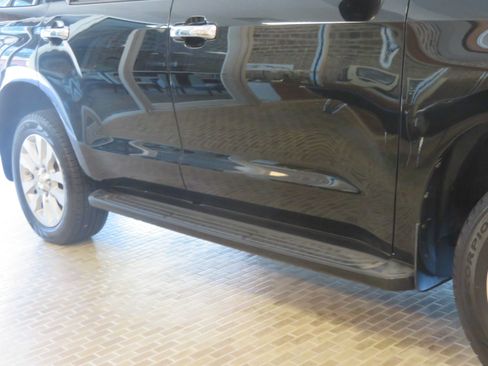 Used 2017 Toyota Sequoia Platinum RWD image 83