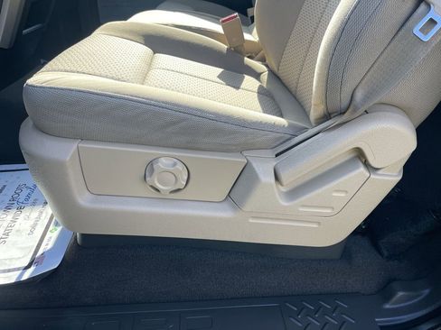 Used 2012 Ford F150 XLT RWD image 12