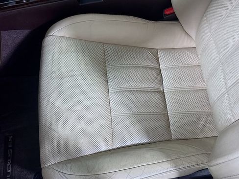 Used 2016 Lexus ES 350 w/ Luxury Package w/Wood Trim FWD image 17