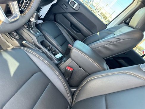 Used 2024 Jeep Wrangler Sahara w/ Technology Group image 27