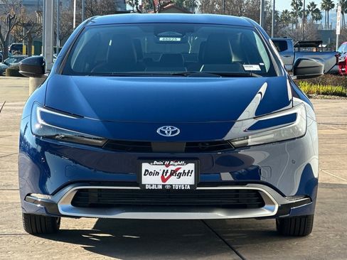 New 2026 Toyota Prius Plug-In Hybrid FWD image 10