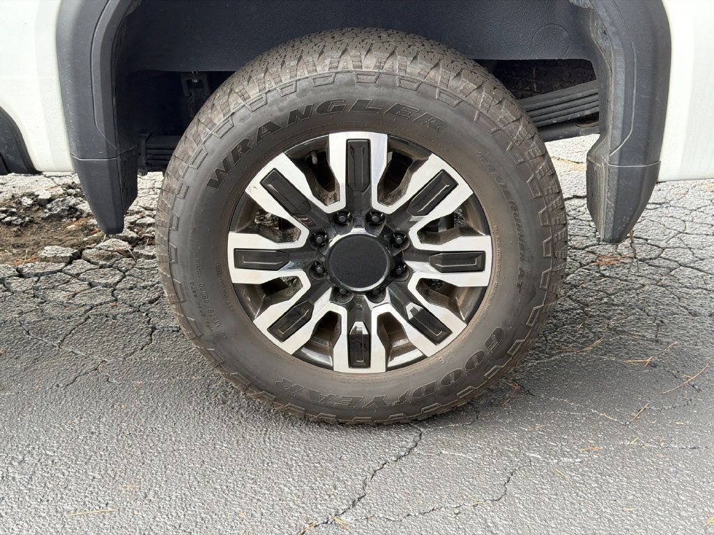 Used 2025 GMC Sierra 2500 Pro AWD/4WD image 23