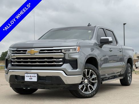 Used 2024 Chevrolet Silverado 1500 LT w/ Protection Package RWD image 2