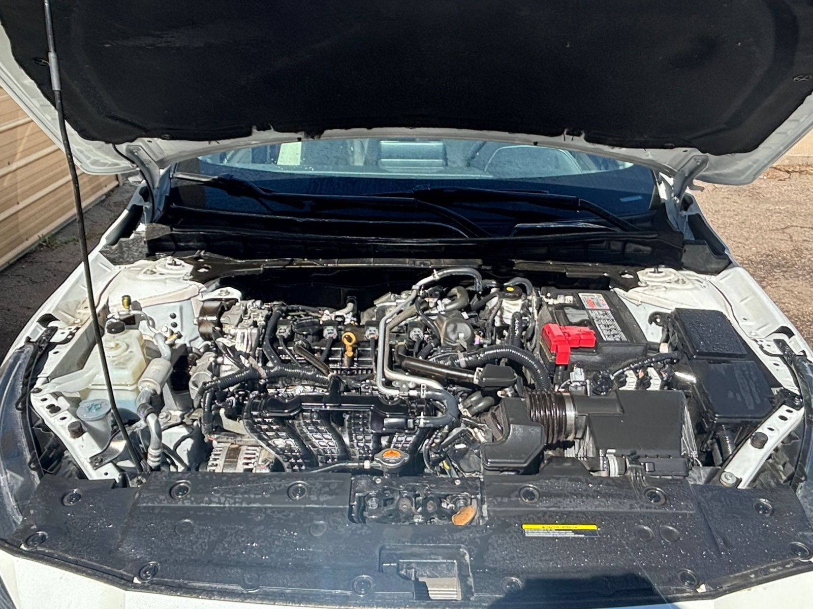 Used 2025 Nissan Altima 2.5 SV FWD image 29