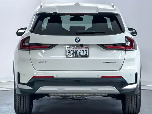 Used 2023 BMW X1 xDrive28i w/ Convenience Package AWD/4WD image 7