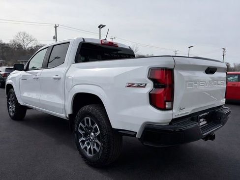 Used 2025 Chevrolet Colorado Z71 AWD/4WD image 9