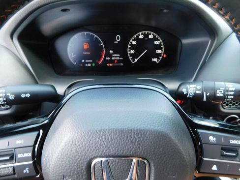 Used 2025 Honda HR-V Sport image 29