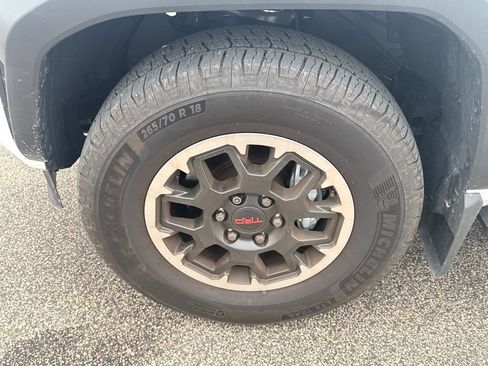 Used 2025 Toyota 4Runner TRD Off-Road image 37