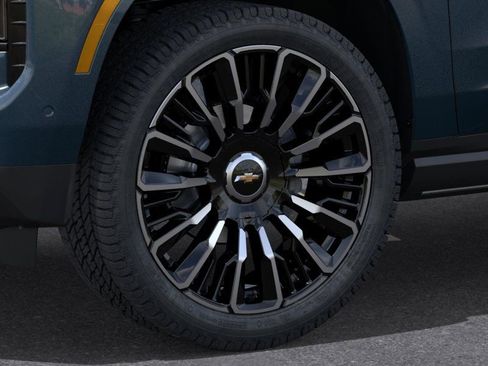 New 2026 Chevrolet Tahoe High Country AWD/4WD image 9