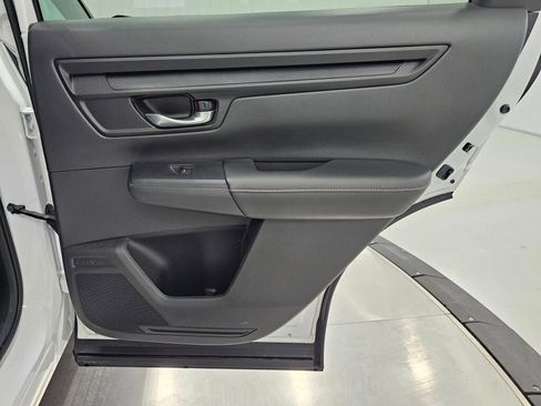 Certified 2023 Honda CR-V Sport image 33