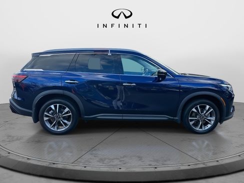 Used 2023 INFINITI QX60 Luxe w/ Cargo Package image 3