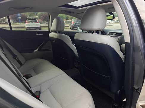 Used 2012 Lexus IS 250 w/ Premium Pkg Value Edition RWD image 31