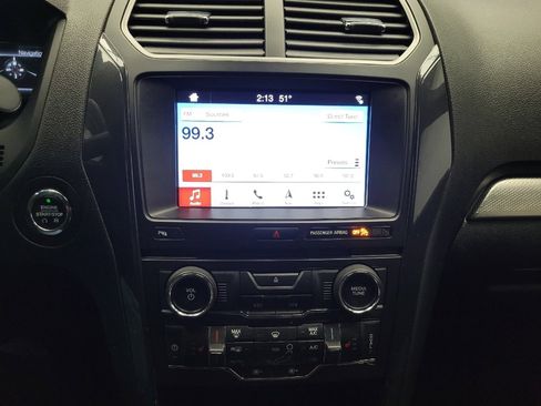 Used 2018 Ford Explorer XLT w/ Equipment Group 201A image 25