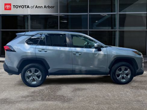 Used 2024 Toyota RAV4 XLE FWD image 11
