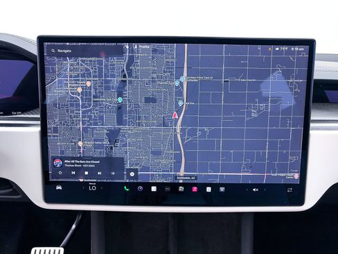 Used 2022 Tesla Model X Plaid AWD/4WD image 4