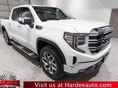 Used 2024 GMC Sierra 1500 SLT w/ SLT Convenience Package AWD/4WD image 6