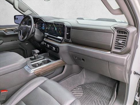 Used 2023 Chevrolet Silverado 1500 LT Trail Boss w/ Convenience Package II image 21