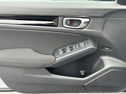 Used 2023 Honda Civic EX image 18