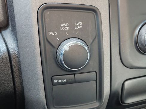 Used 2017 RAM 1500 Express AWD/4WD image 28
