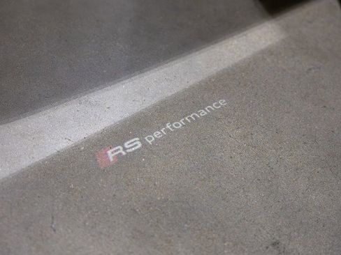 Used 2025 Audi RS 6 performance w/ Black Optic Package image 52