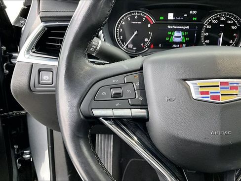 Used 2025 Cadillac XT6 Premium Luxury image 26