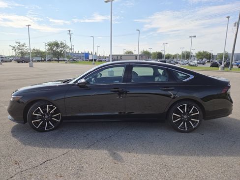 Used 2025 Honda Accord Touring image 15