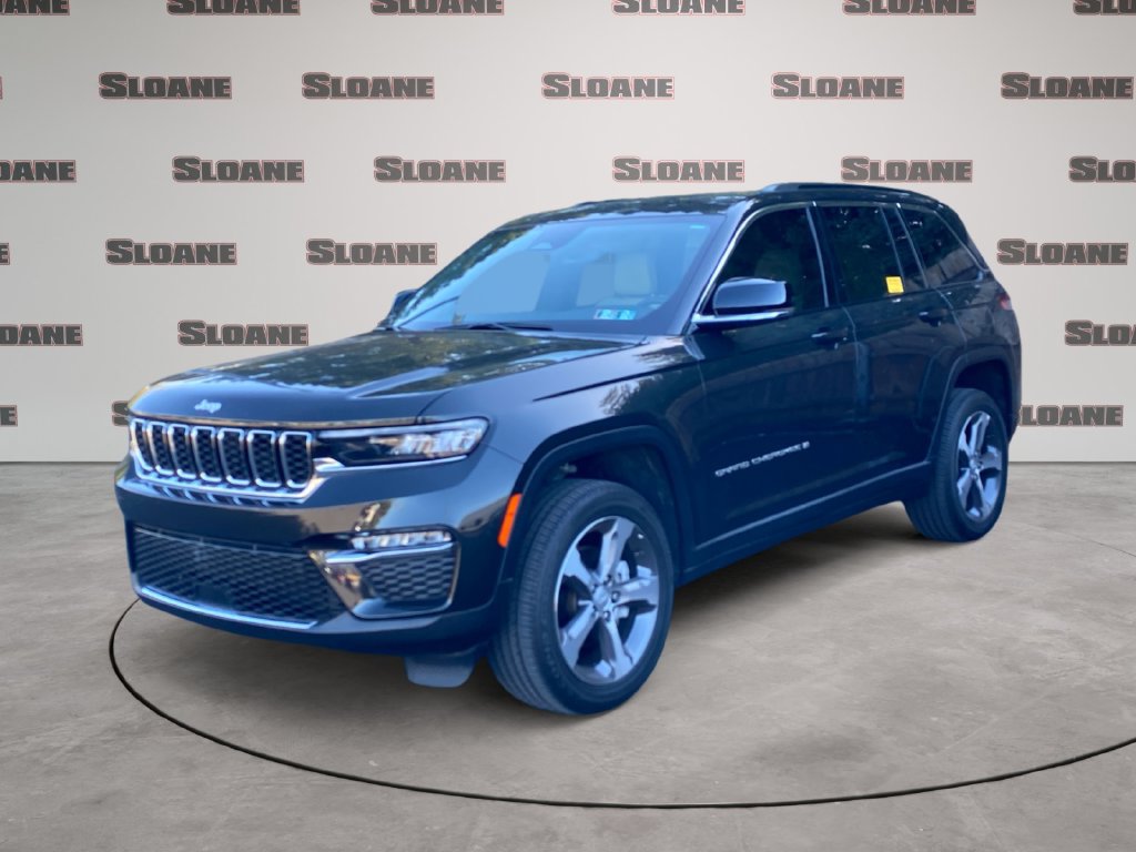 Used 2024 Jeep Grand Cherokee Limited AWD/4WD image 1