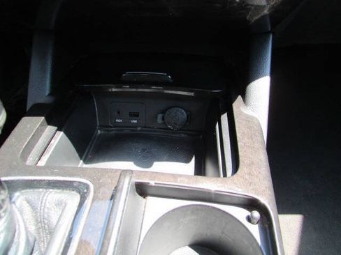 Used 2014 Kia Cadenza Premium w/ Luxury Package FWD image 18