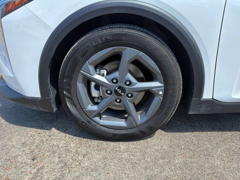 Used 2026 Kia K4 FWD image 24