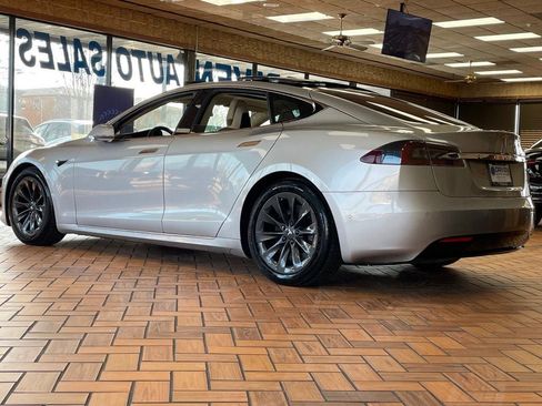 Used 2017 Tesla Model S 75D image 7