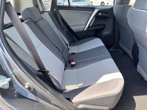 Used 2015 Toyota RAV4 XLE AWD/4WD image 35