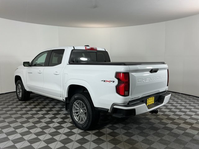 Used 2024 Chevrolet Colorado LT w/ LT Convenience Package III AWD/4WD image 6