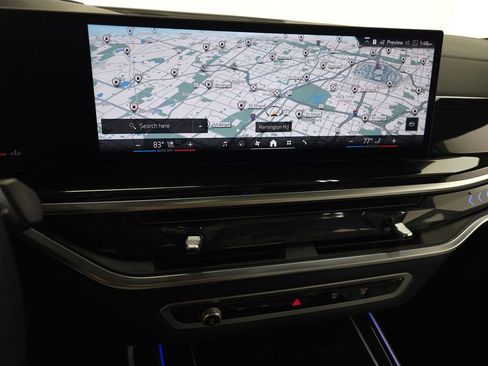 Used 2026 BMW X7 xDrive40i w/ M Sport Package AWD/4WD image 28