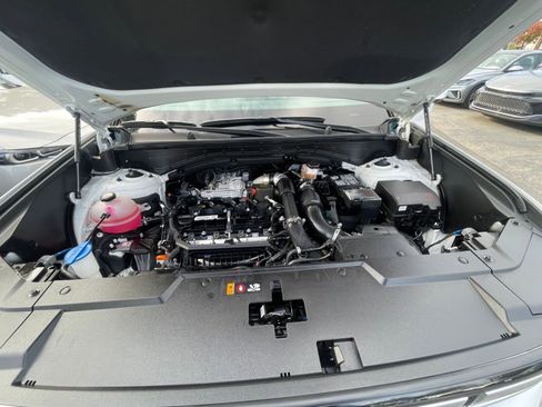 Used 2025 Hyundai Santa Fe SEL image 32