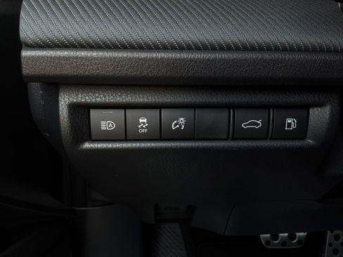 New 2026 Toyota Camry Hybrid FWD image 20
