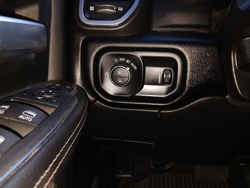 Used 2024 RAM 2500 Big Horn w/ Off Road Package image 15