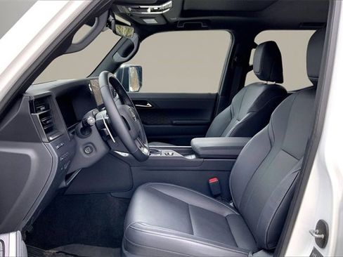 Certified 2025 Lexus GX 550 image 18